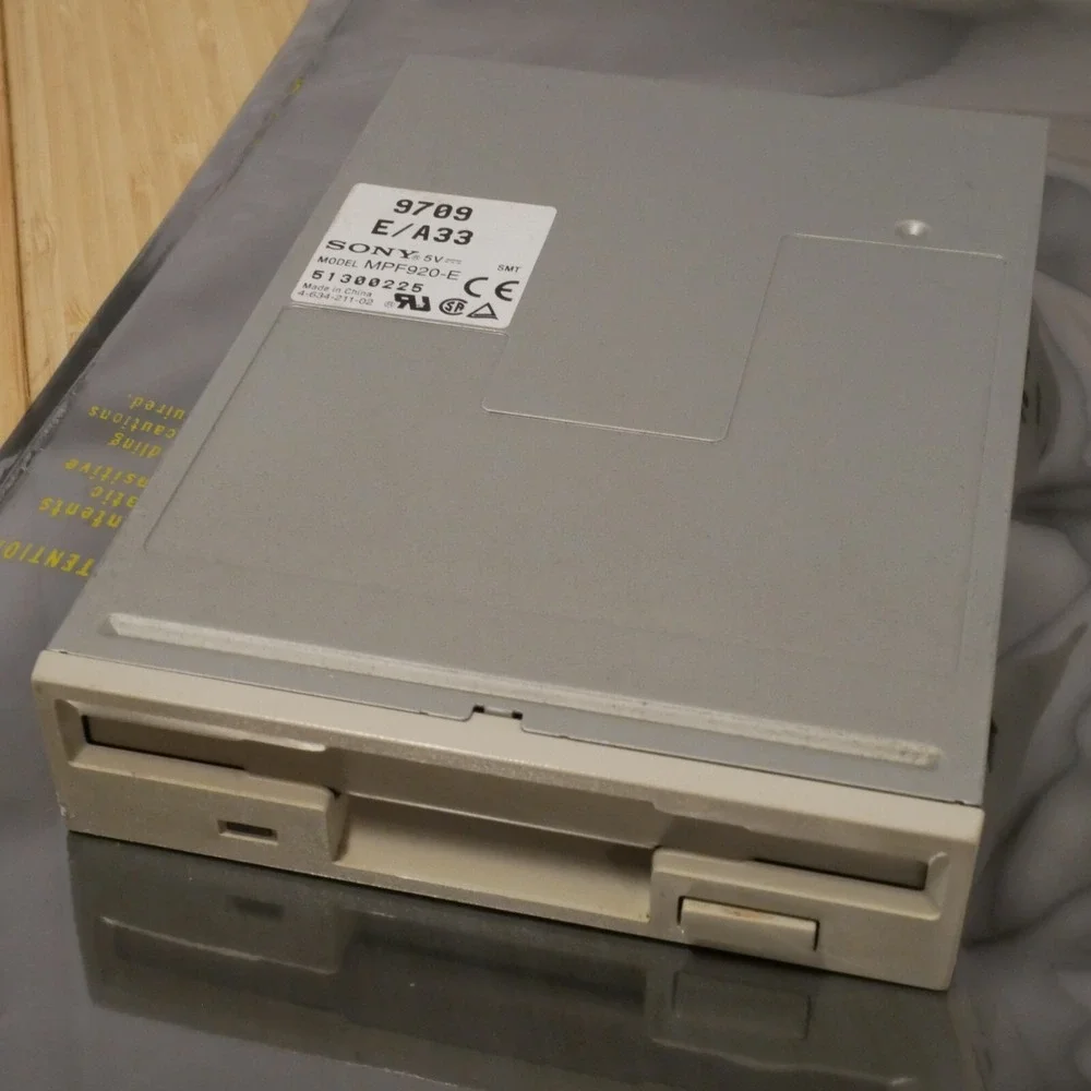 Sony MPF920-E Internal Desktop 3.5 inch Floppy Disk Drive 1.44MB - Tested 22